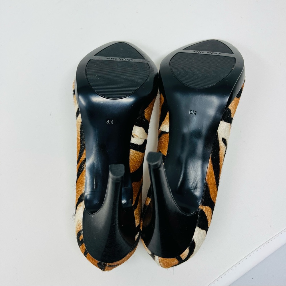 NINE WEST ROCHA TIGER PUMPS - Picture 7 of 11